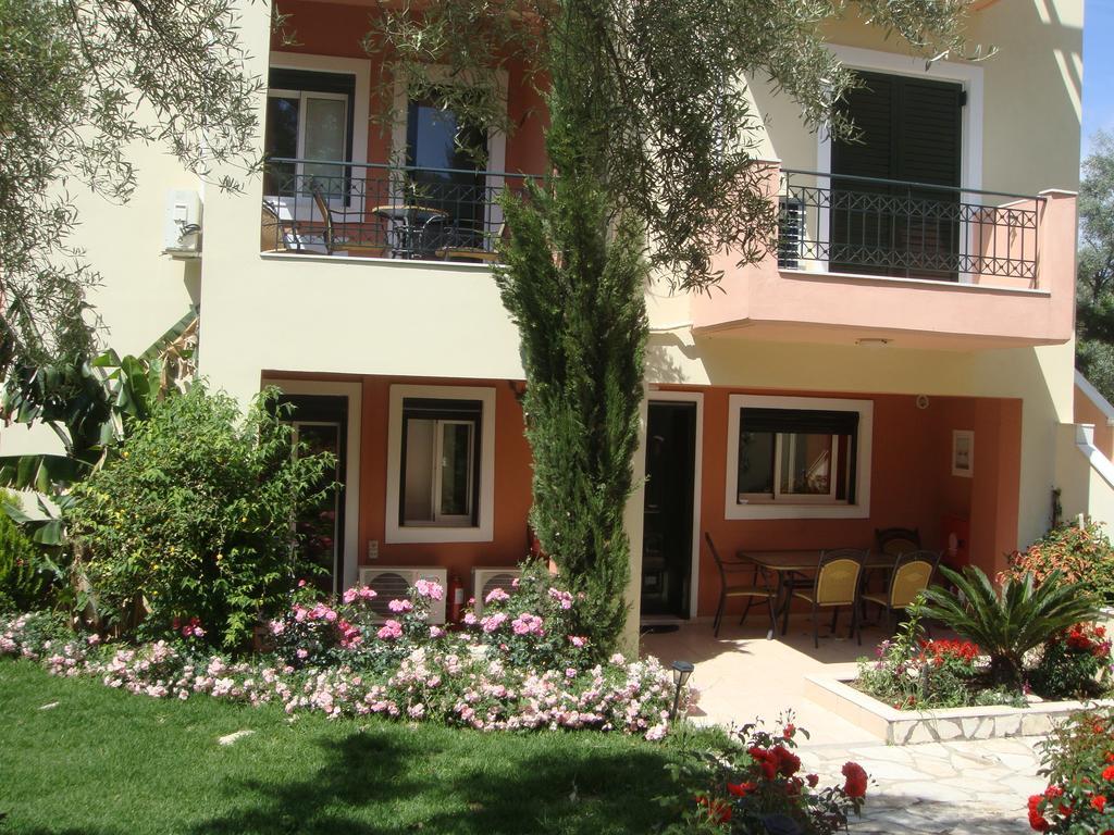 Philippos Hotel Apartments Nikiana Exterior foto